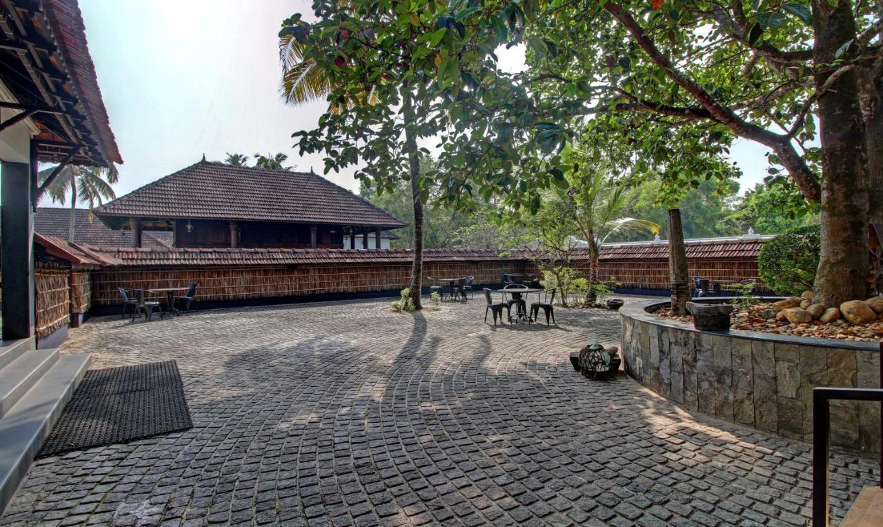 Treebo Tryst Travancore Palace Cherthala Alappuzha Экстерьер фото