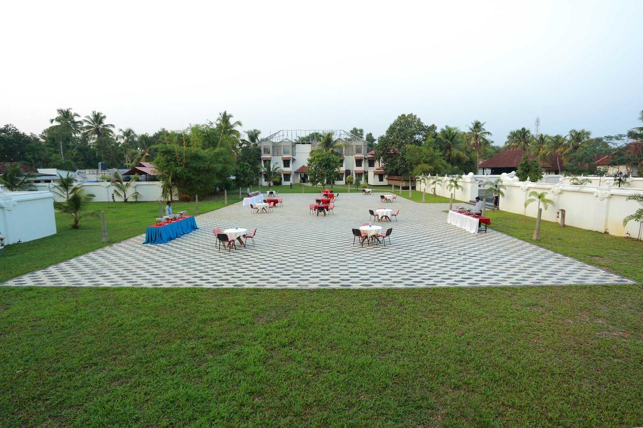 Treebo Premium Travancore Palace Cherthala Alappuzha Экстерьер фото